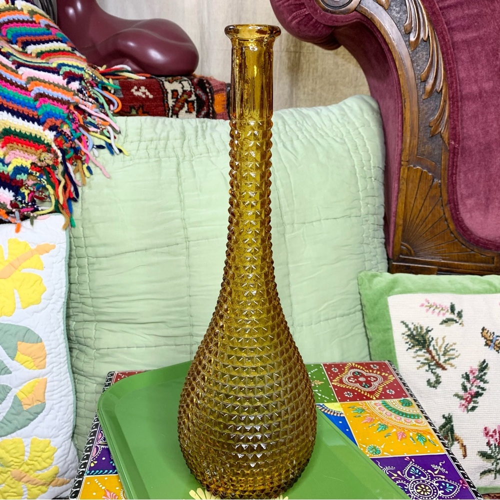 60s Diamond Point Bottle